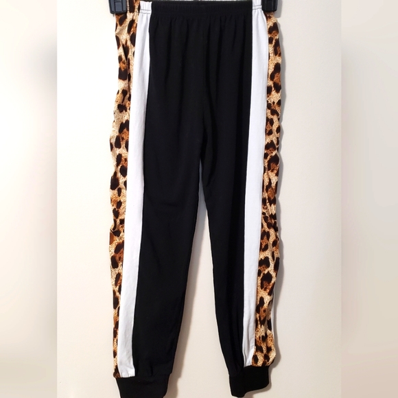 Other - Girls Leopard Stripe Pants